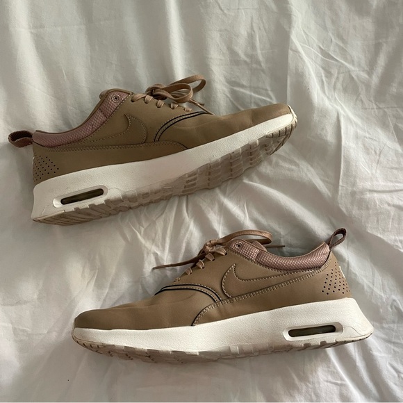 Nike Air Max Thea Sneakers in Desert Camo - Picture 2 of 7
